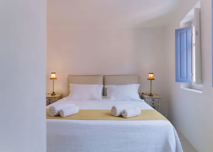 Mansion Oia (Santorini)