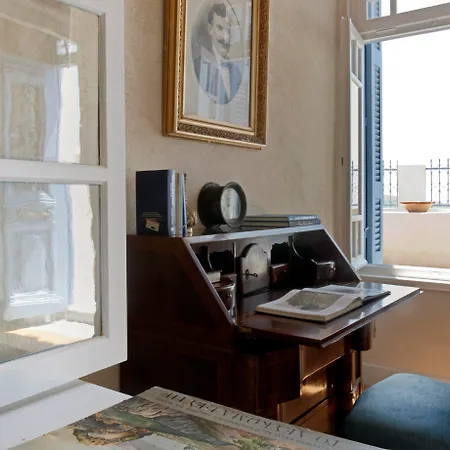 欧伊亚大厦 * 伊亚